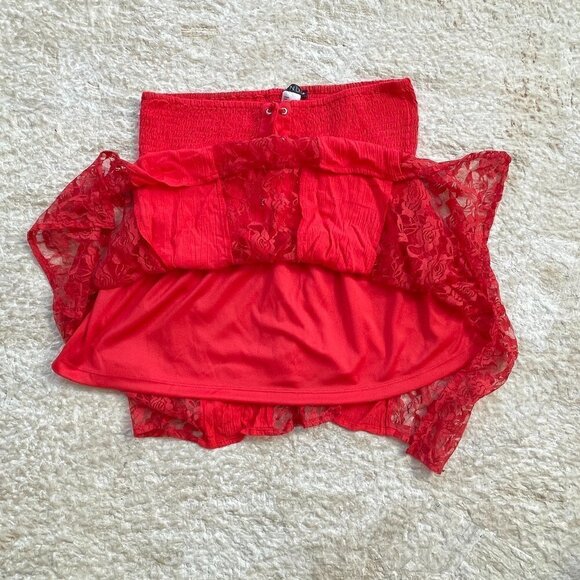 NWOT Venus Gathered Handkerchief Lace Fitted Summer Blouse, size large - Picture 7 of 8